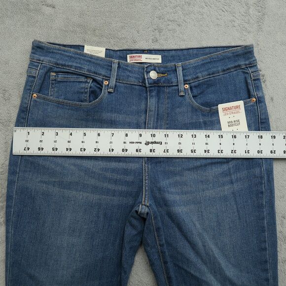 Levi's Signature Jeans Women's 10 Blue Mid-Rise Bootcut Denim 31" Inseam NWT - Picture 5 of 16
